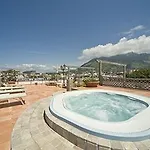 Отель Nettuno 4*