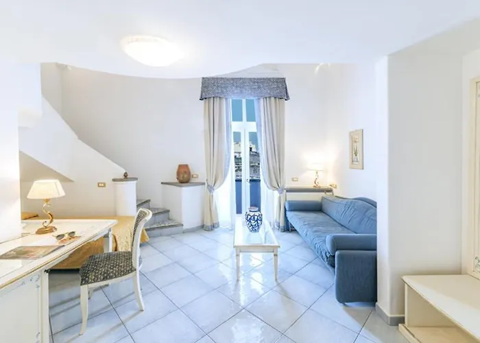 Nettuno Hotel 4*