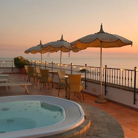 Ξενοδοχείο Nettuno Forio di Ischia