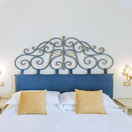 ホテル ネットゥーノ 4*