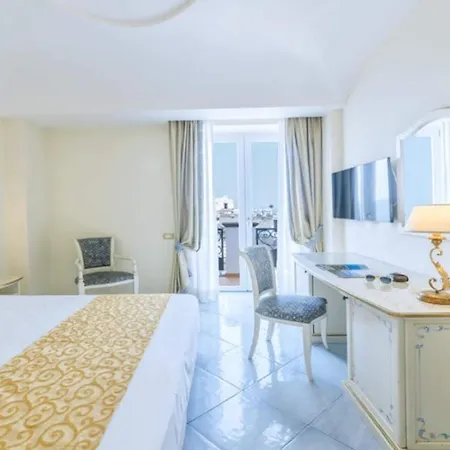 ネットゥーノ 4* Forio di Ischia