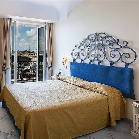 ネットゥーノ Forio di Ischia