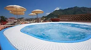 Nettuno Hotel 4*